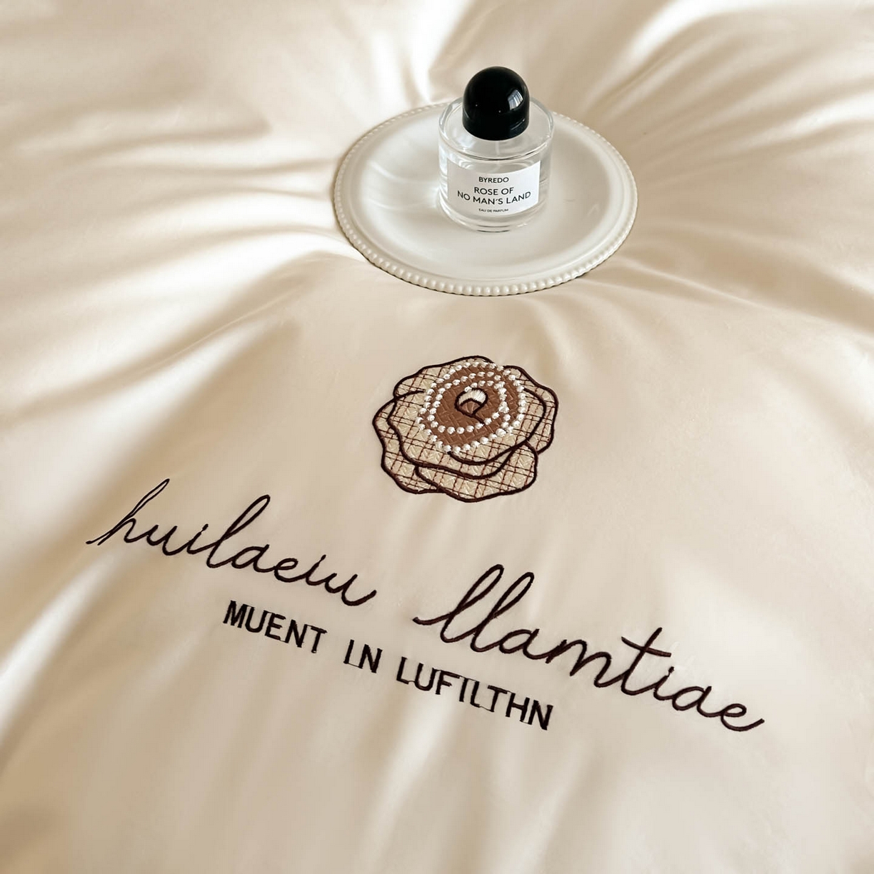 91家纺网 家纺一手货源 找家纺 涵宸家纺 2026新款全棉工艺款四件套-西雅图 西雅图-奶白