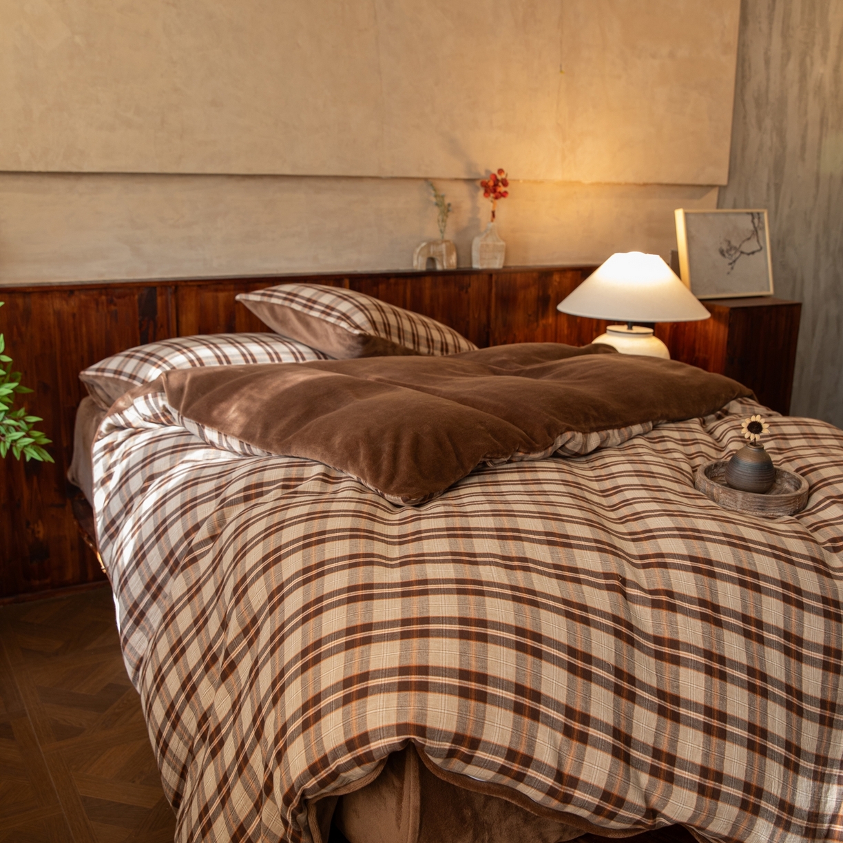 91家纺网 家纺一手货源 找家纺 双层纱家居 2025新款棉加绒A版双层纱B版德绒四件套 玛奇朵