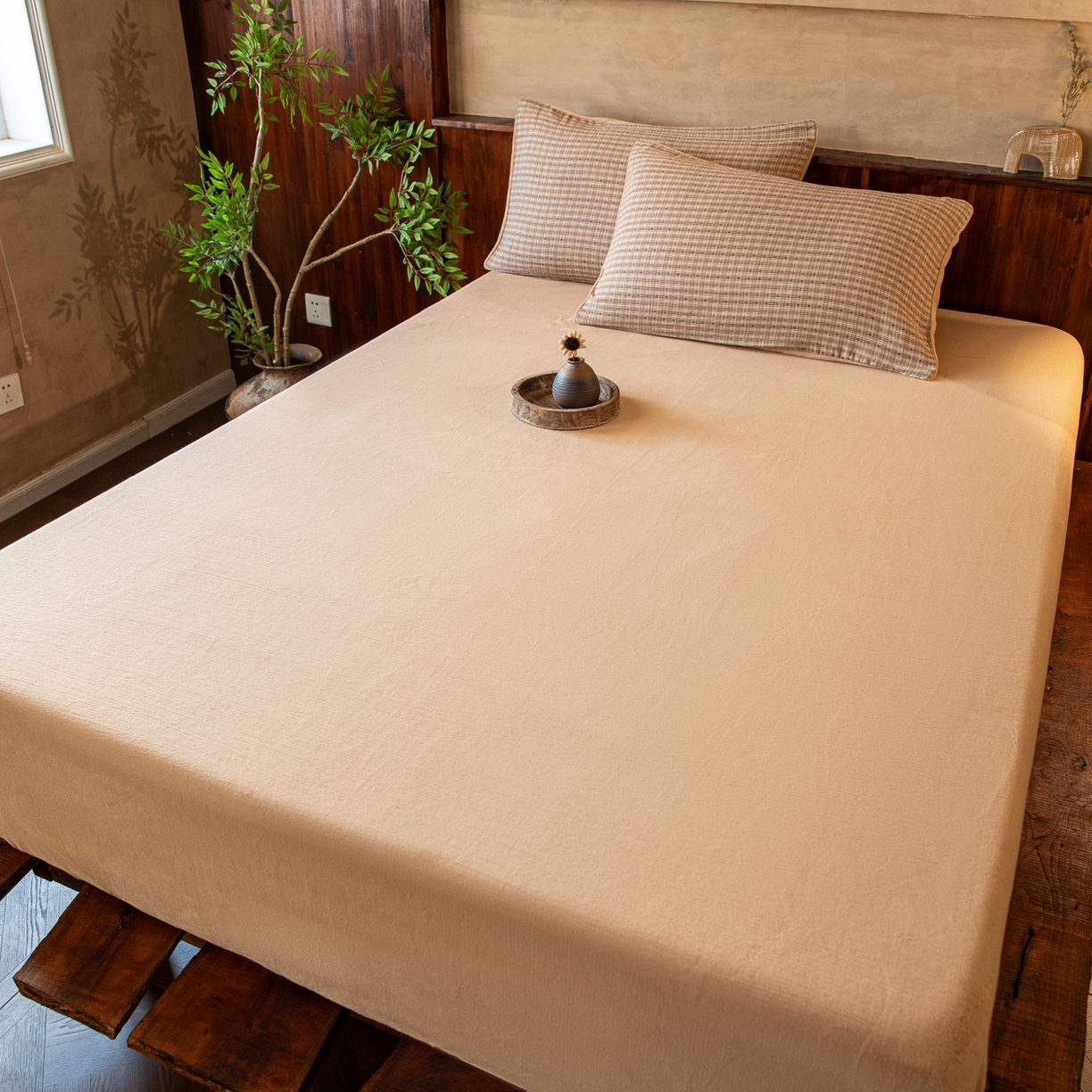 91家纺网 家纺一手货源 找家纺 双层纱家居 2025新款棉加绒A版双层纱B版德绒四件套 星冰乐