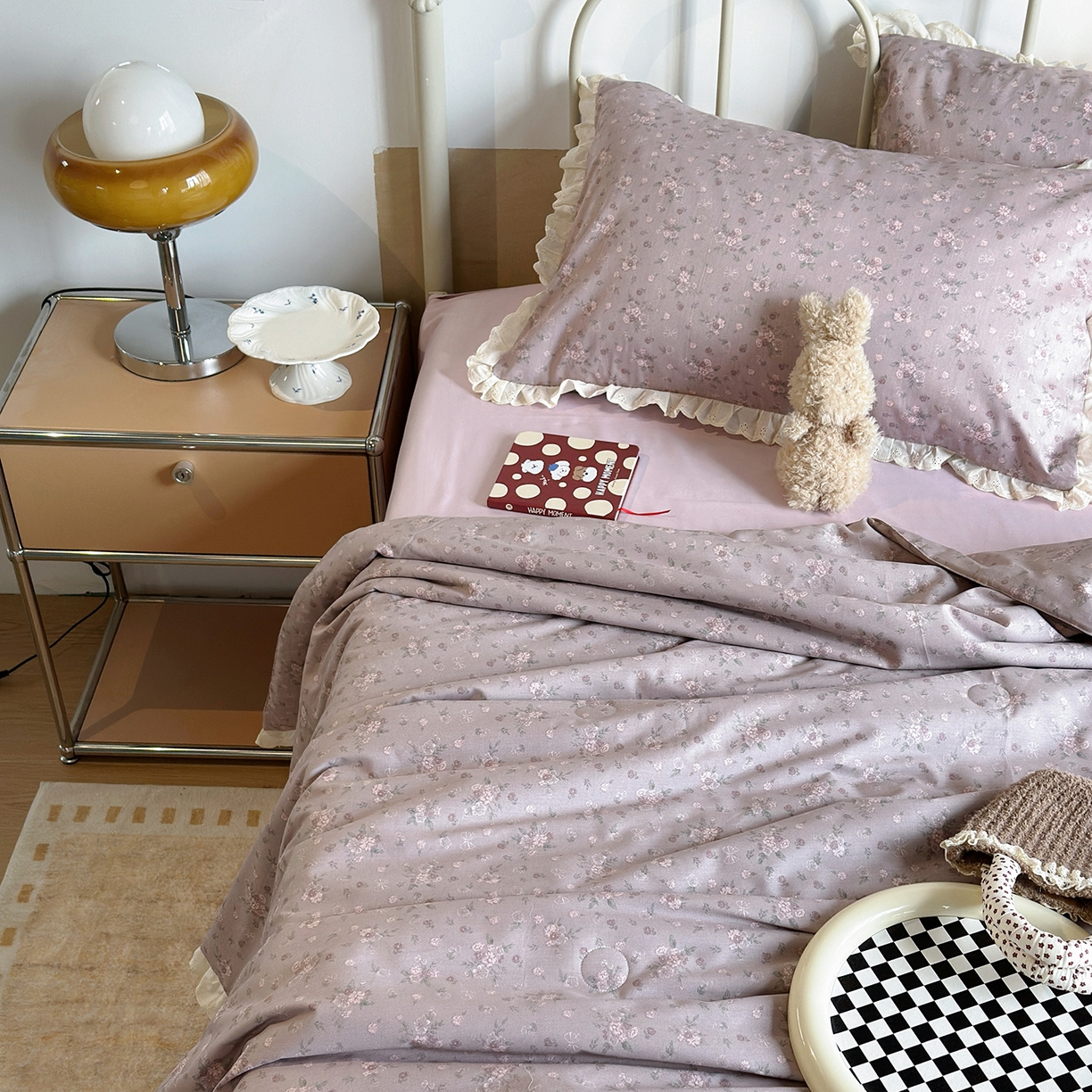 91家纺网 家纺一手货源 找家纺 绫韵家纺 2026新品夏季韩式浪漫小花边空调被夏被薄被子套件系列 紫洋兰