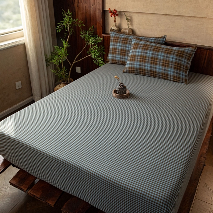 91家纺网 家纺一手货源 找家纺 双层纱家居 2025新款全棉纯棉色织双层纱四件套 雾蓝古屿（AA版）