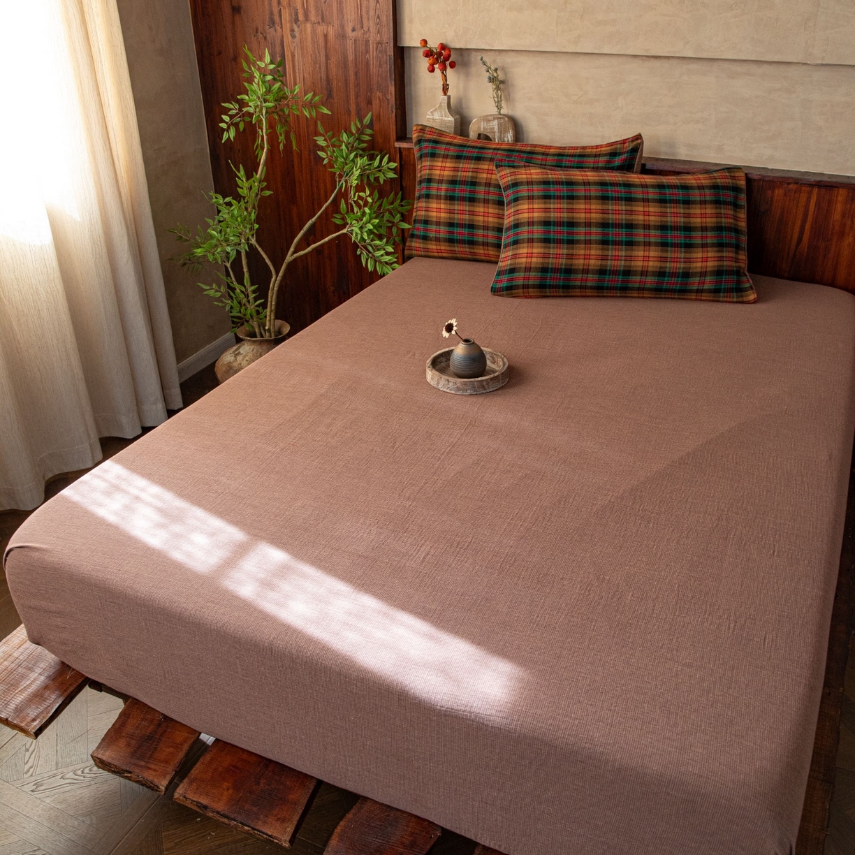 91家纺网 家纺一手货源 找家纺 双层纱家居 2025新款全棉纯棉色织双层纱四件套 圣诞印象