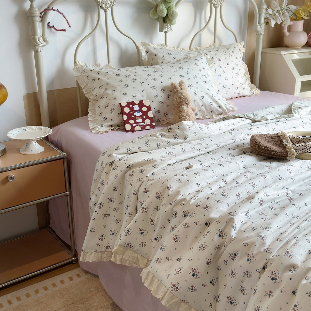 绫韵家纺 2026新品夏季韩式浪漫小花边空调被夏被薄被子套件系列 蔓延