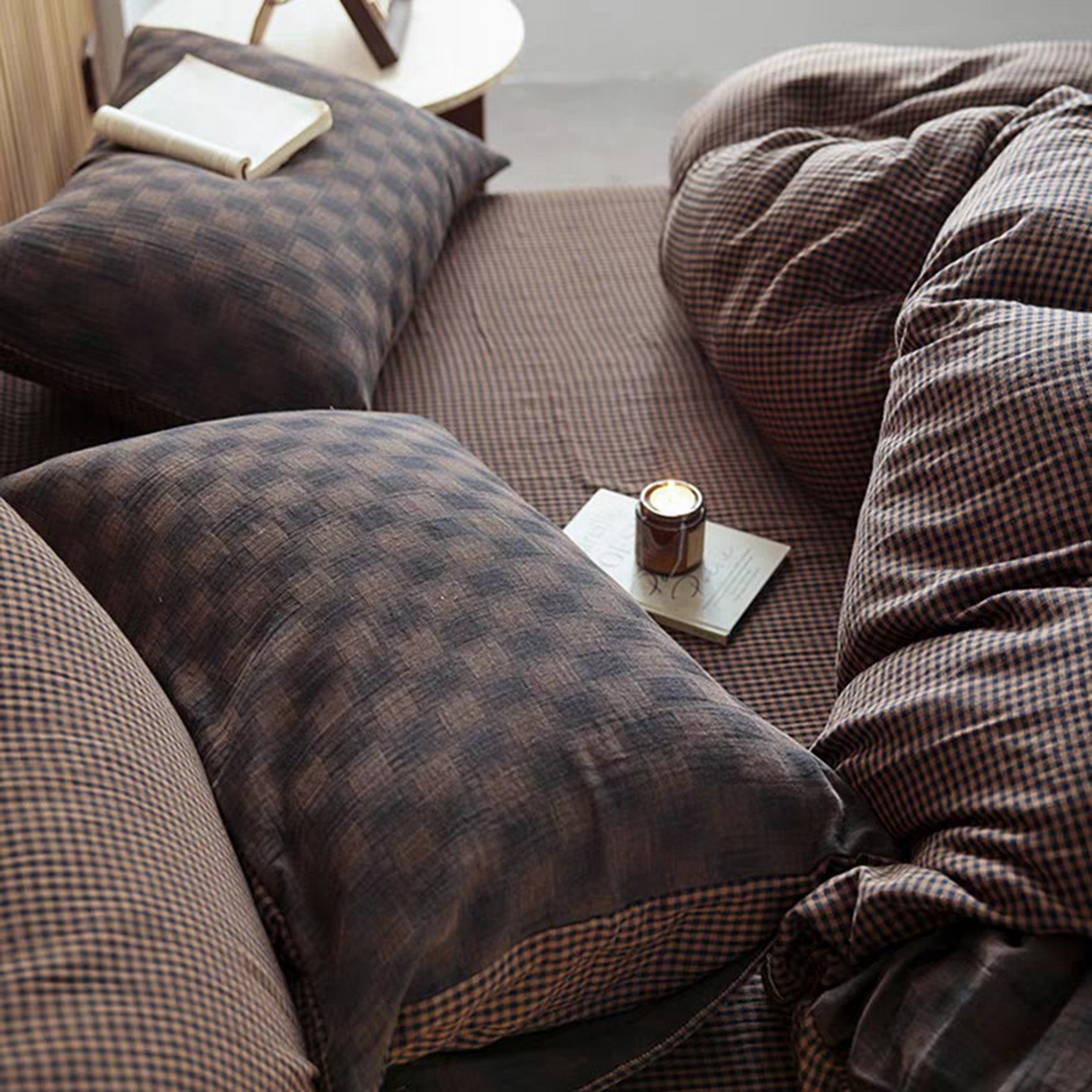 91家纺网 家纺一手货源 找家纺 双层纱家居 2025新款全棉纯棉色织双层纱四件套 时光织梦-咖色