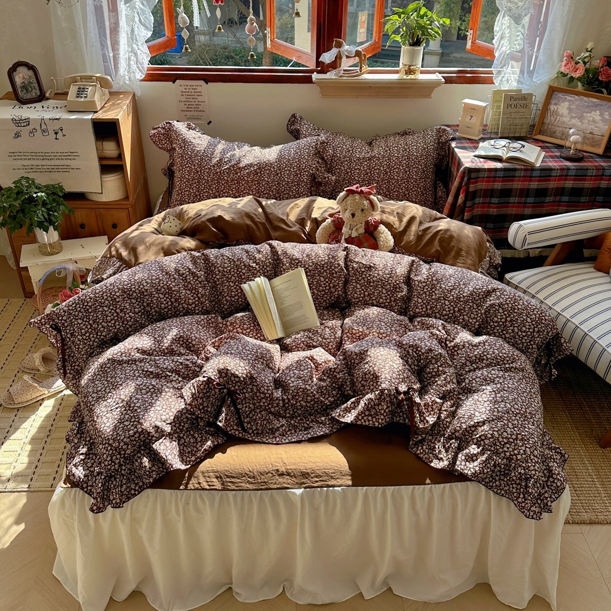 91家纺网 家纺一手货源 找家纺 阿曼达 2026新款日韩系复古印花小碎花花边蝴蝶结系列四件套 复古蝴蝶结-旧梦花-咖