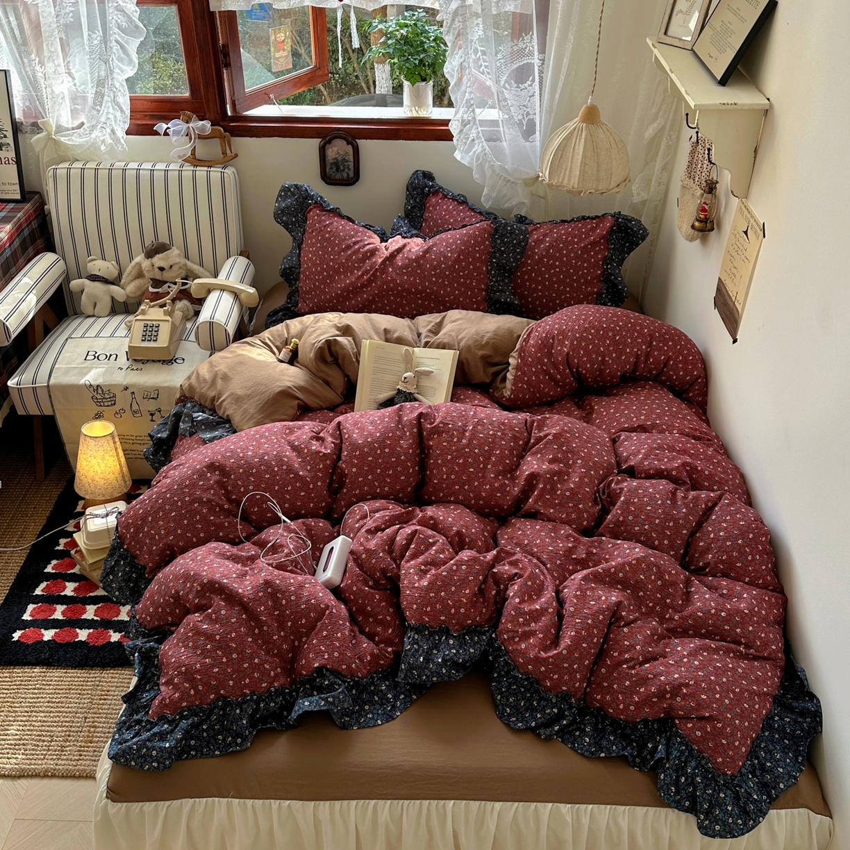 91家纺网 家纺一手货源 找家纺 （总）阿曼达 2026新款印花复古森系小碎花花边款四件套