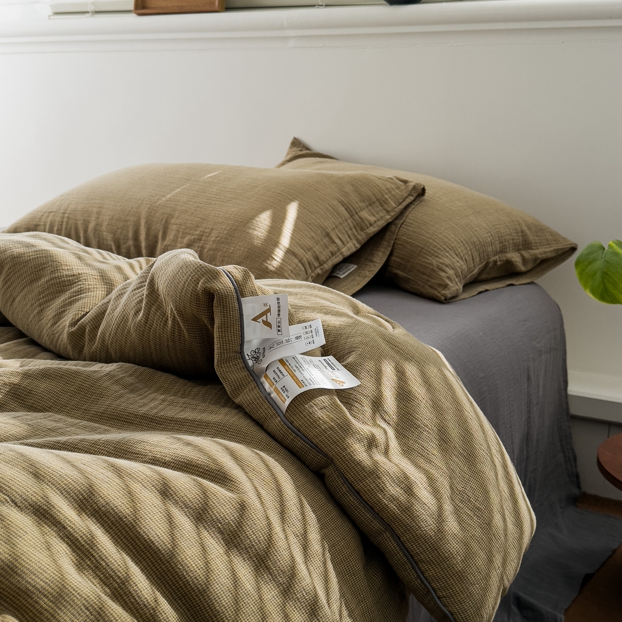 91家纺网 家纺一手货源 找家纺 双层纱家居 2025新款弥山AA版全棉色织提花双层纱春秋被冬被被子被芯 弥山-绿