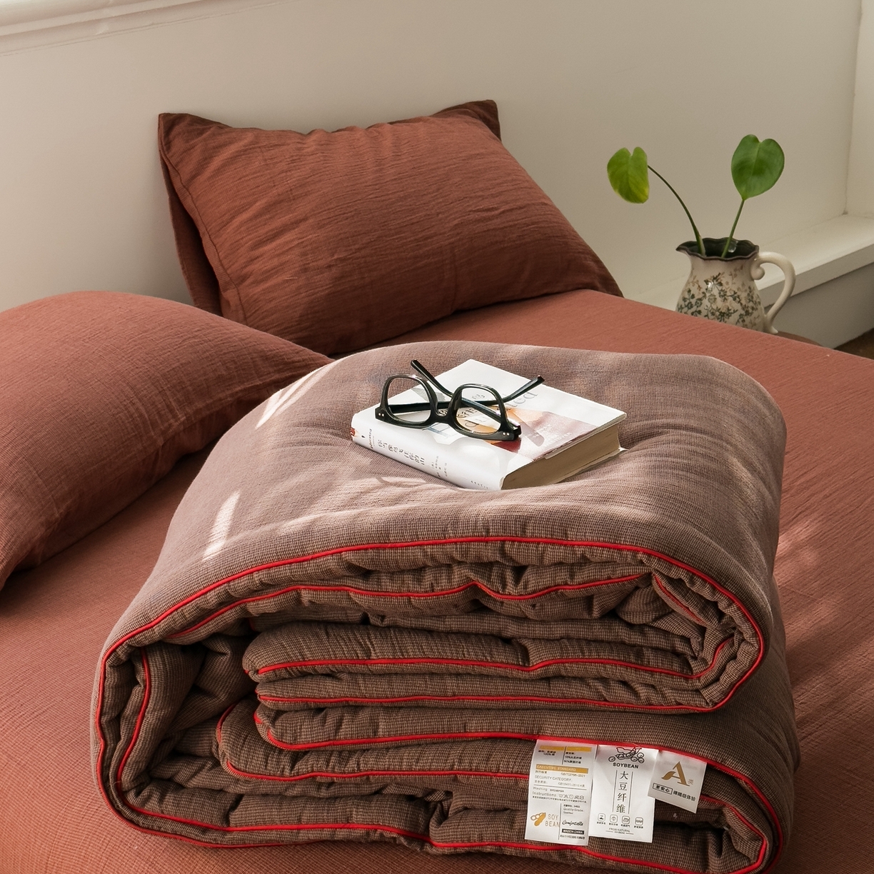 91家纺网 家纺一手货源 找家纺 双层纱家居 2025新款弥山AA版全棉色织提花双层纱春秋被冬被被子被芯 弥山-咖色