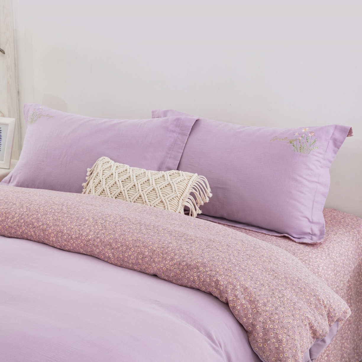 91家纺网 家纺一手货源 找家纺 双层纱家居 2026新款全棉纯棉双层纱绣花绣花四件套初语 初语-粉黛紫