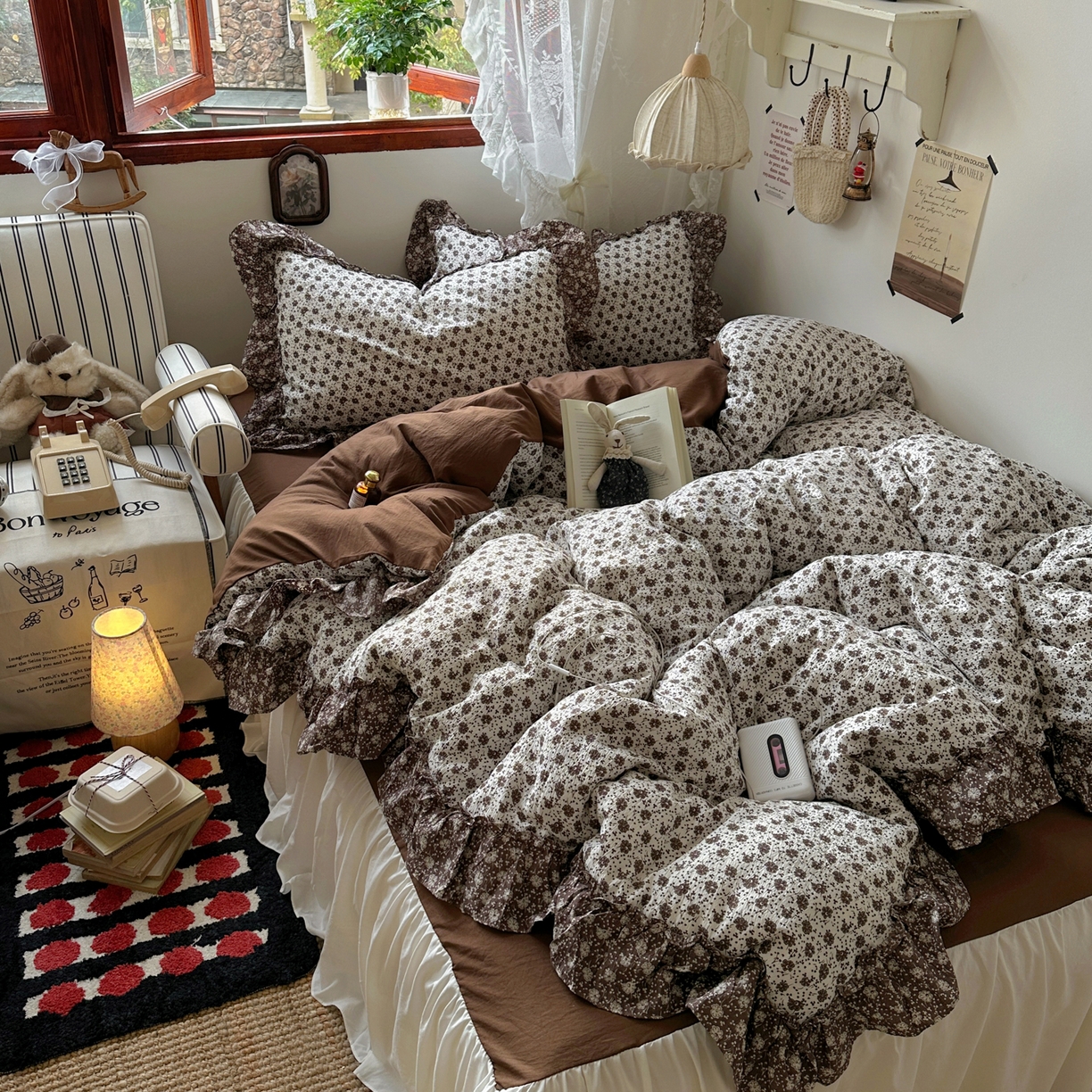 91家纺网 家纺一手货源 找家纺 阿曼达 2026新款印花复古森系小碎花花边款四件套 复古森系-朝花辞-米