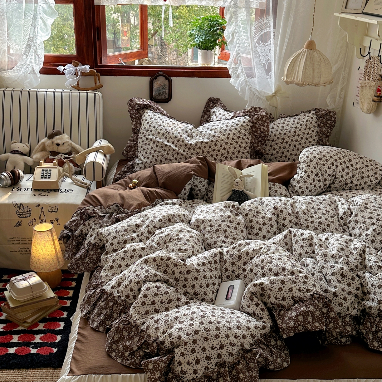 91家纺网 家纺一手货源 找家纺 阿曼达 2026新款印花复古森系小碎花花边款四件套 复古森系-朝花辞-米