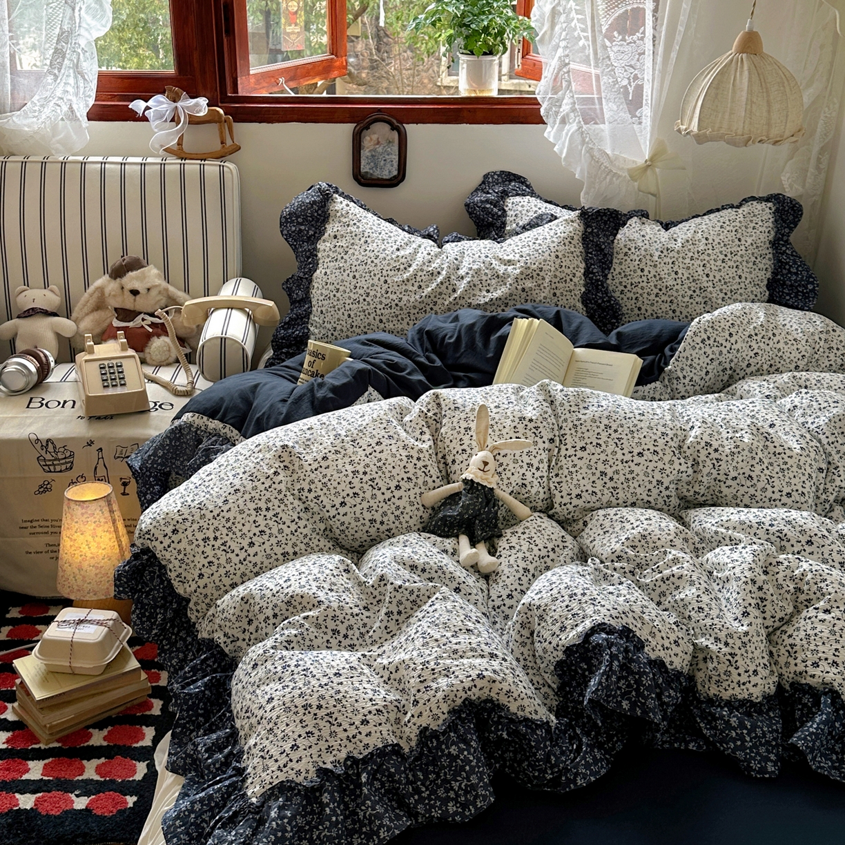 91家纺网 家纺一手货源 找家纺 阿曼达 2026新款印花复古森系小碎花花边款四件套 复古森系-林间序-奶白