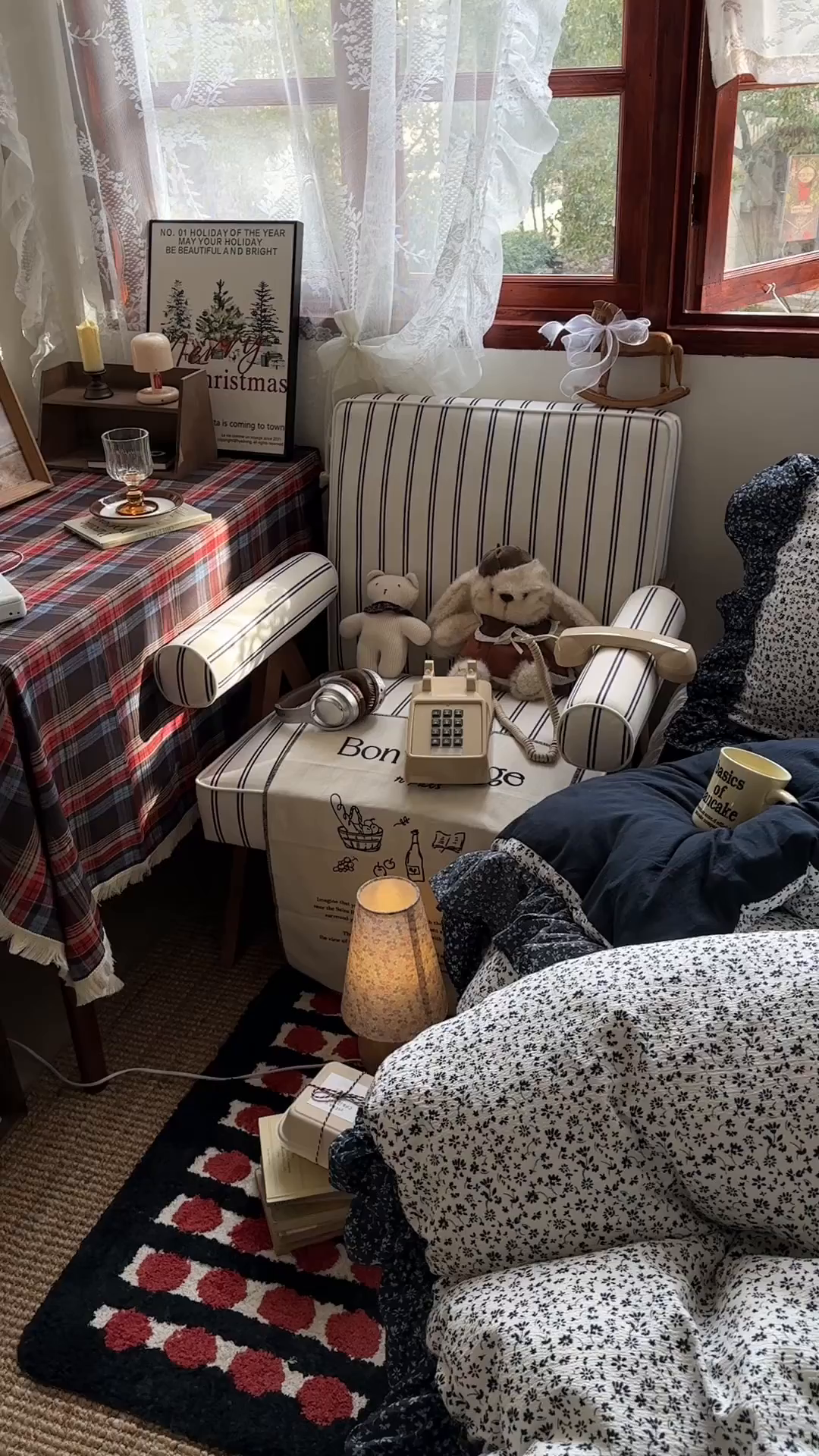 91家纺网 家纺一手货源 找家纺 阿曼达 2026新款印花复古森系小碎花花边款四件套 复古森系-林间序-奶白