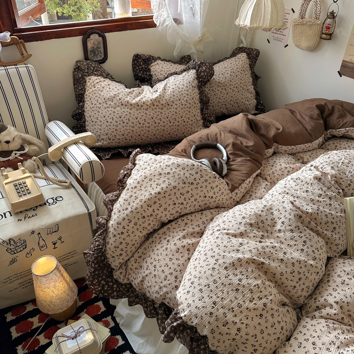 91家纺网 家纺一手货源 找家纺 阿曼达 2026新款印花复古森系小碎花花边款四件套 复古森系-木棉笺-驼