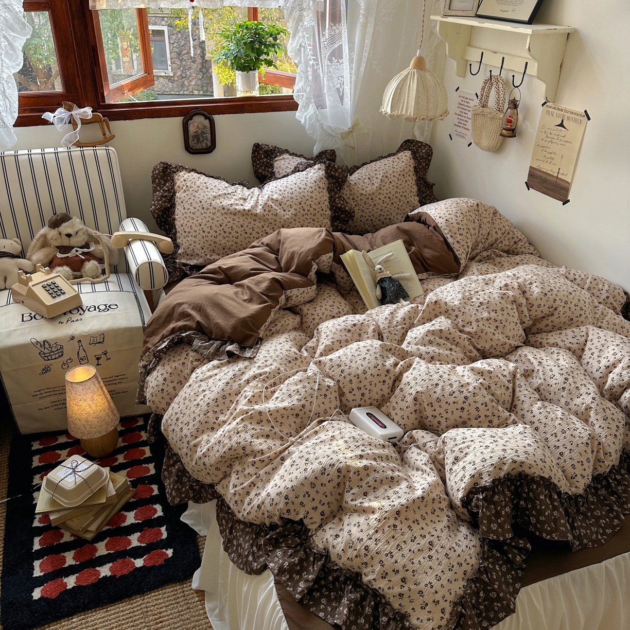 91家纺网 家纺一手货源 找家纺 阿曼达 2026新款印花复古森系小碎花花边款四件套 复古森系-木棉笺-驼