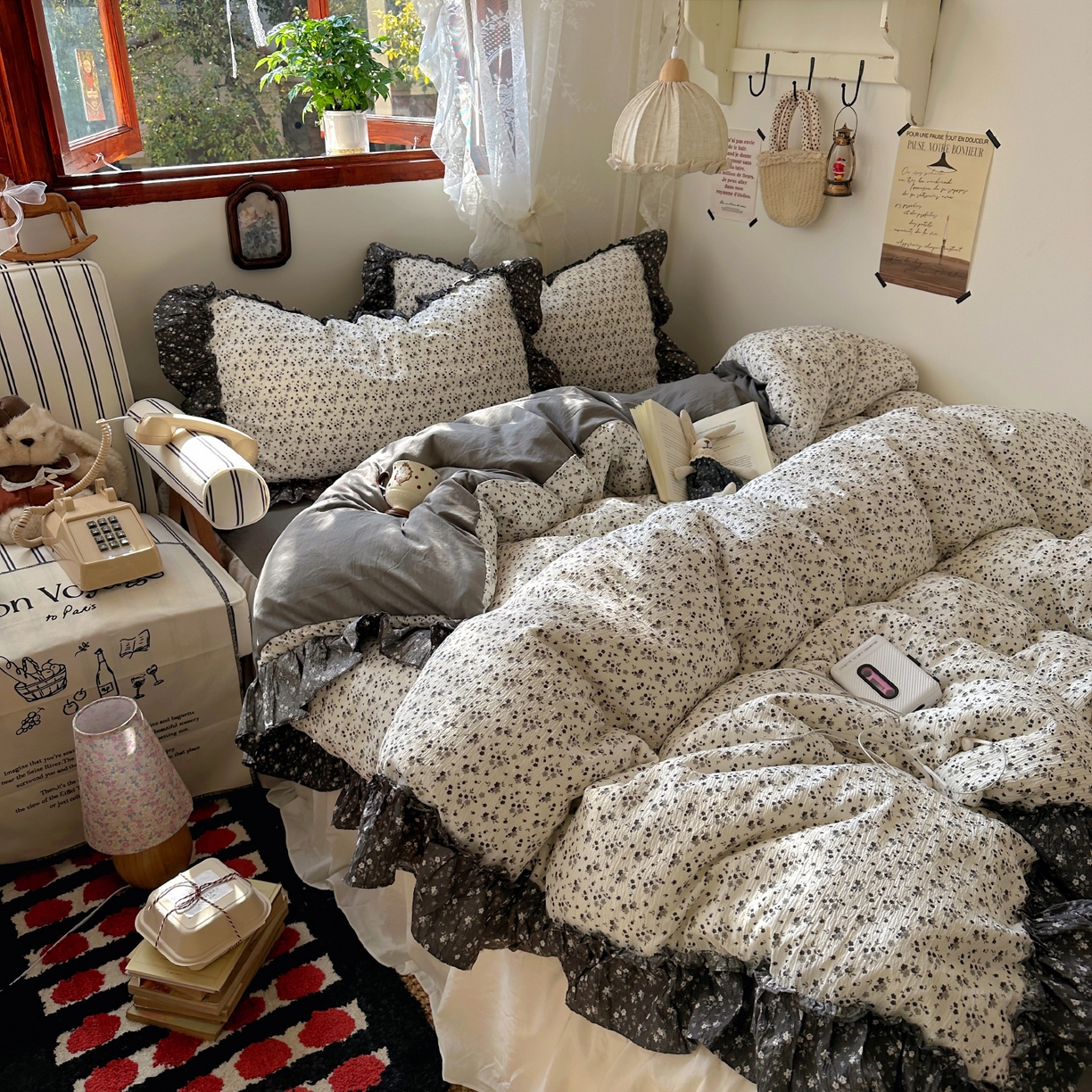 91家纺网 家纺一手货源 找家纺 阿曼达 2026新款印花复古森系小碎花花边款四件套 复古森系-松月间-米