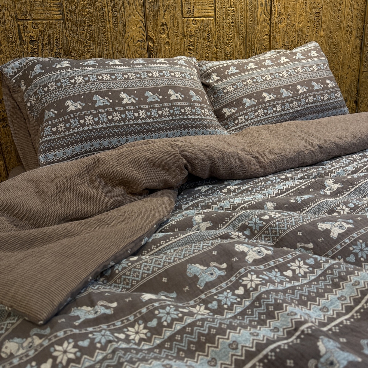 91家纺网 家纺一手货源 找家纺 （总）双层纱家居 2026新款全棉纯棉色织提花双层纱四件套-费尔马