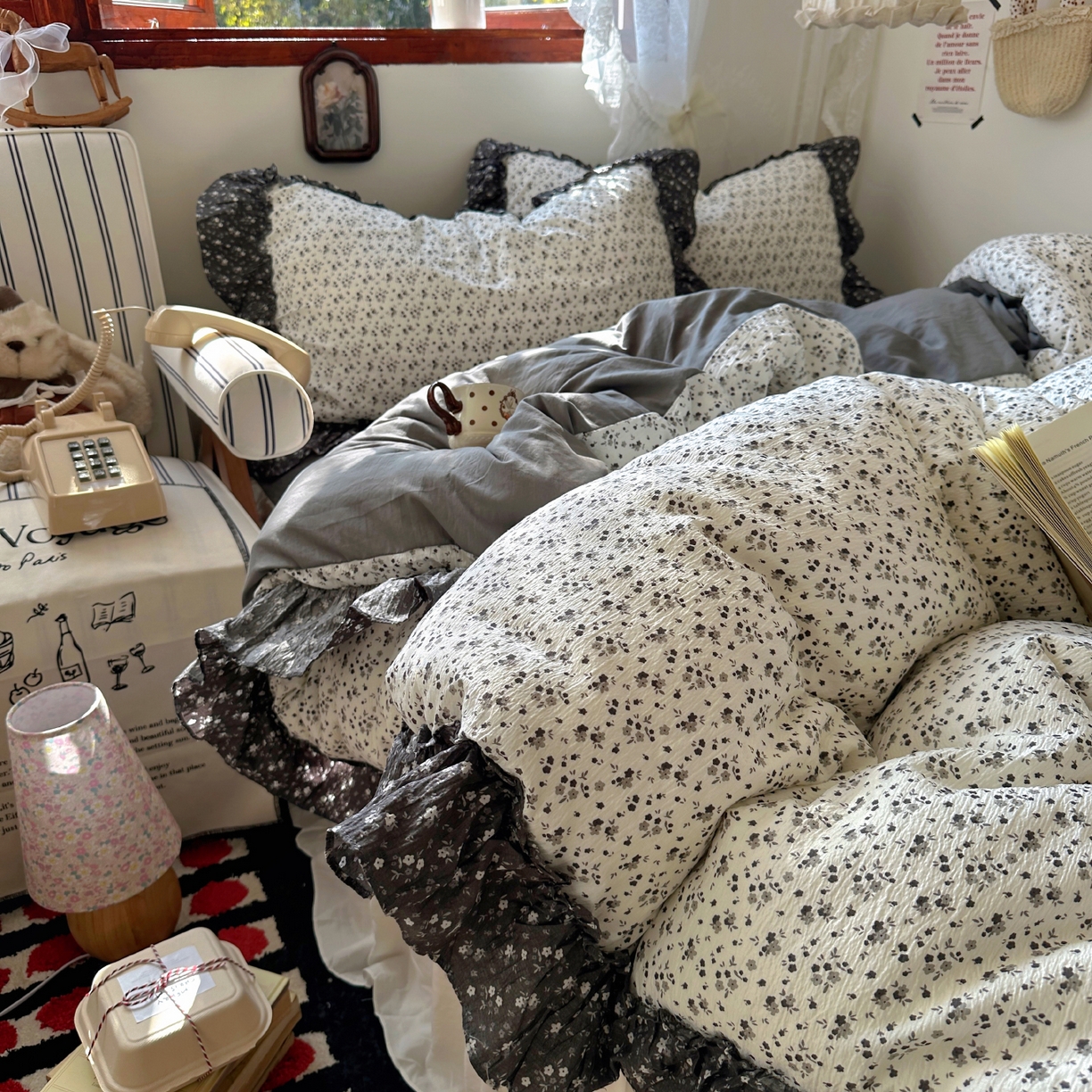 91家纺网 家纺一手货源 找家纺 阿曼达 2026新款印花复古森系小碎花花边款四件套 复古森系-松月间-米