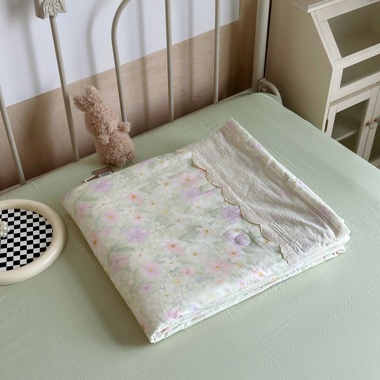 91家纺网 家纺一手货源 找家纺 绫韵家纺 2026夏季新品A类全棉双层纱法式大花边夏被四件套 仲夏之夜