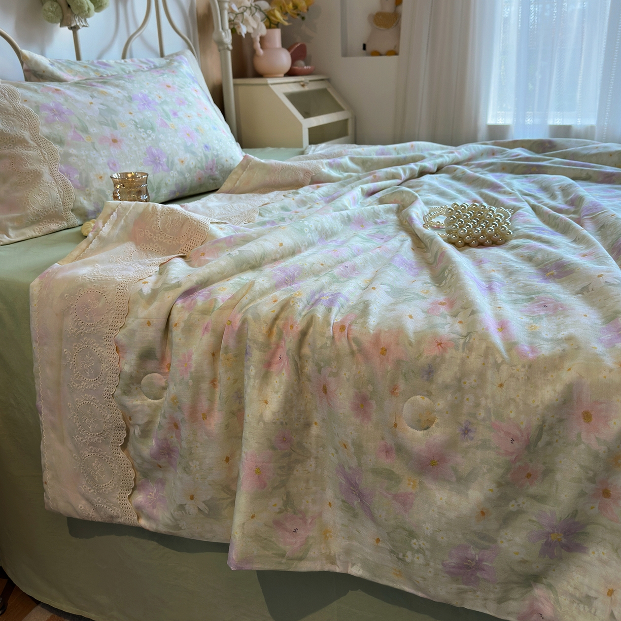 91家纺网 家纺一手货源 找家纺 绫韵家纺 2026夏季新品A类全棉双层纱法式大花边夏被四件套 仲夏之夜