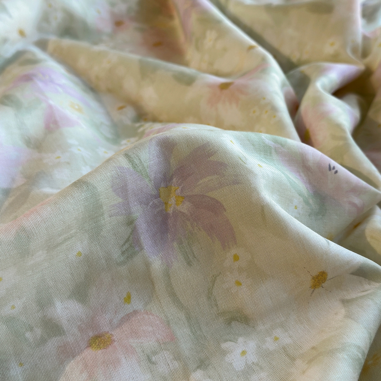 91家纺网 家纺一手货源 找家纺 绫韵家纺 2026夏季新品A类全棉双层纱法式大花边夏被四件套 仲夏之夜