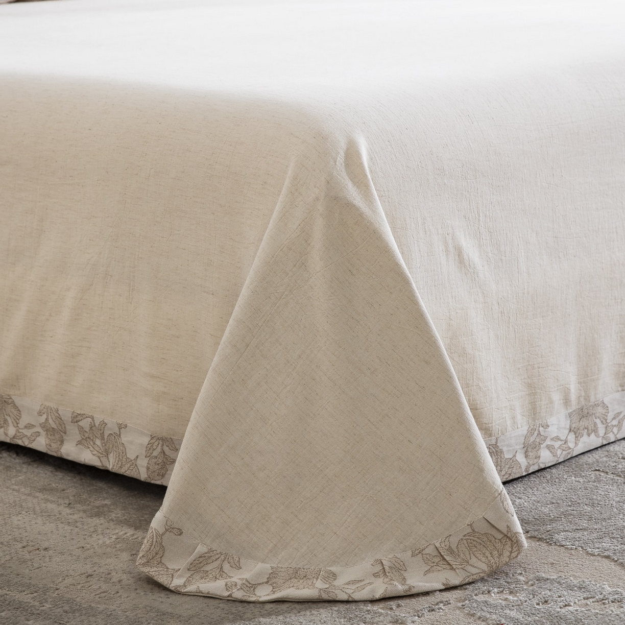 91家纺网 家纺一手货源 找家纺 （总）双层纱家居 2026新款棉麻色织大提花织带款四件套-朱榴