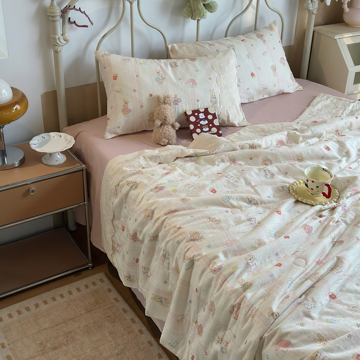 91家纺网 家纺一手货源 找家纺 绫韵家纺 2026夏季新品A类全棉双层纱法式大花边夏被四件套 茉叶