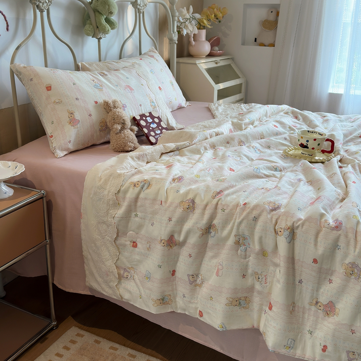 91家纺网 家纺一手货源 找家纺 绫韵家纺 2026夏季新品A类全棉双层纱法式大花边夏被四件套 茉叶