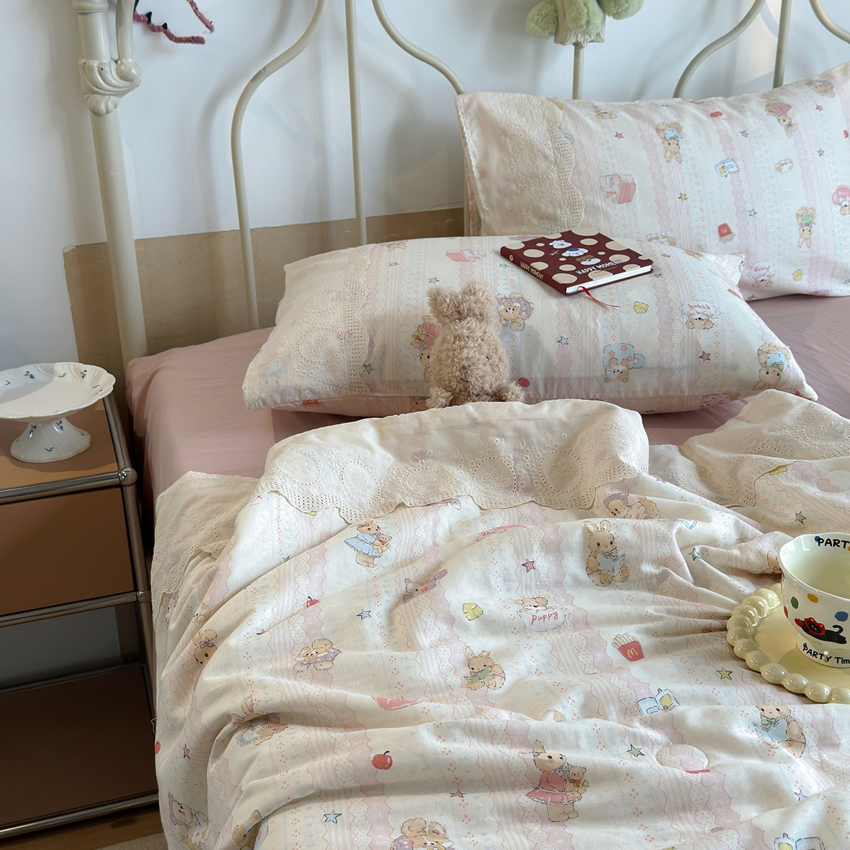 91家纺网 家纺一手货源 找家纺 绫韵家纺 2026夏季新品A类全棉双层纱法式大花边夏被四件套 茉叶