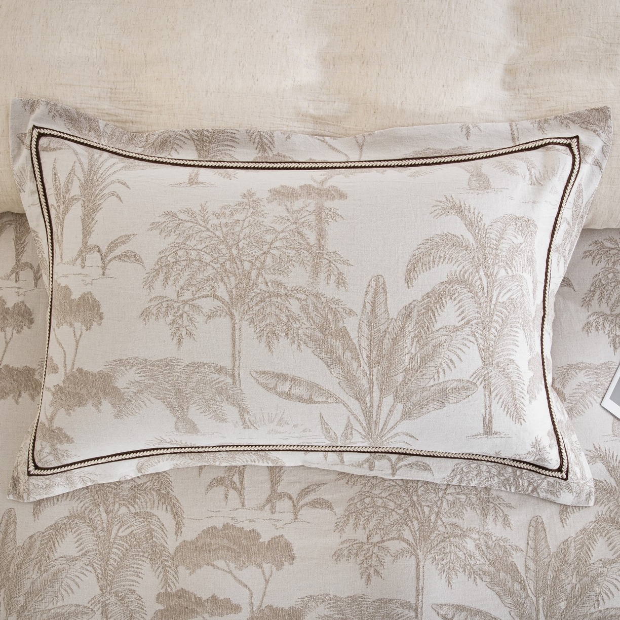 91家纺网 家纺一手货源 找家纺 （总）双层纱家居 2026新款棉麻色织大提花织带款四件套-奇幻丛林