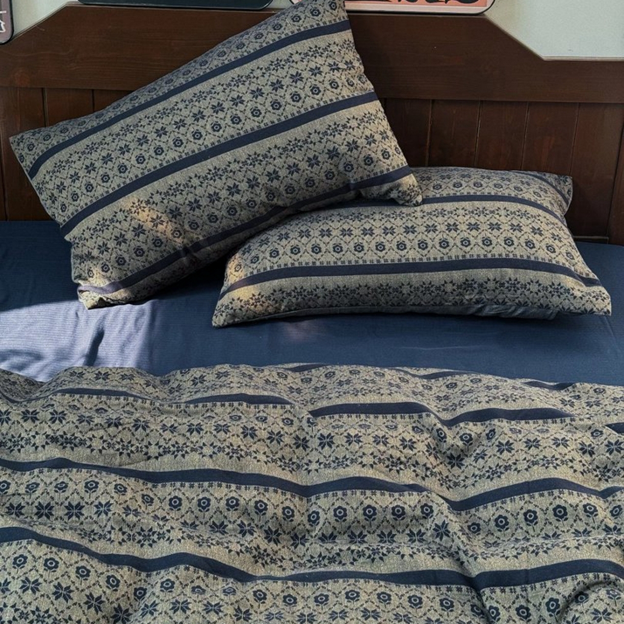 91家纺网 家纺一手货源 找家纺 （总）双层纱家居 2026新款全棉纯棉色织提花双层纱四件套-丝羽黑