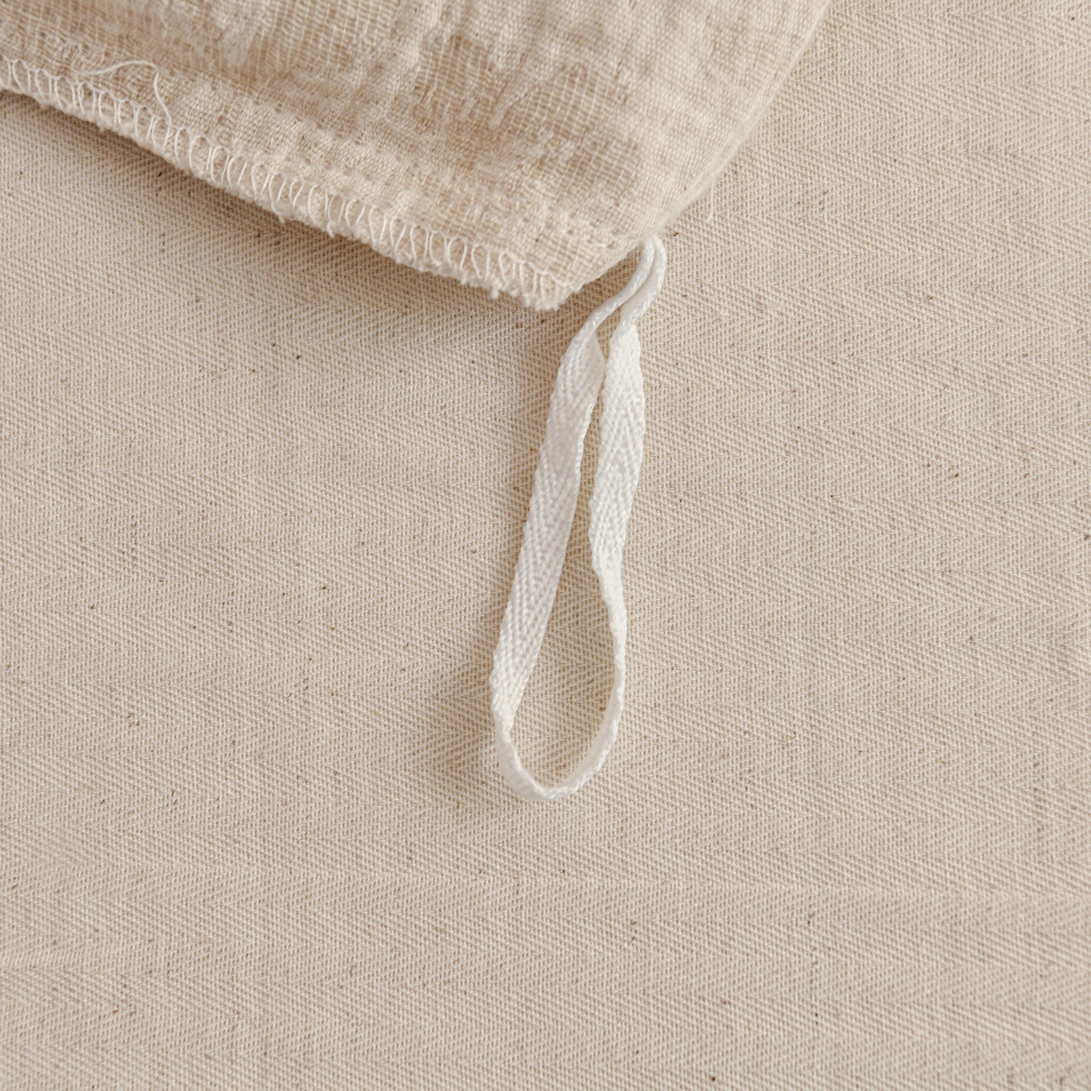 91家纺网 家纺一手货源 找家纺 （总）KA家纺 2026春夏新品色织提花棉麻四件套  系带款