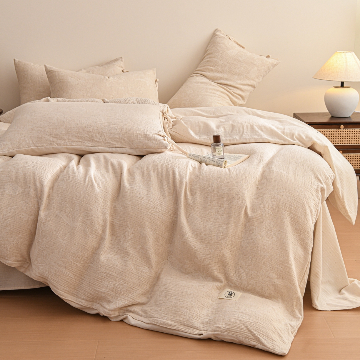 91家纺网 家纺一手货源 找家纺 KA家纺 2026春夏新品色织提花棉麻四件套  系带款 系带-风吟