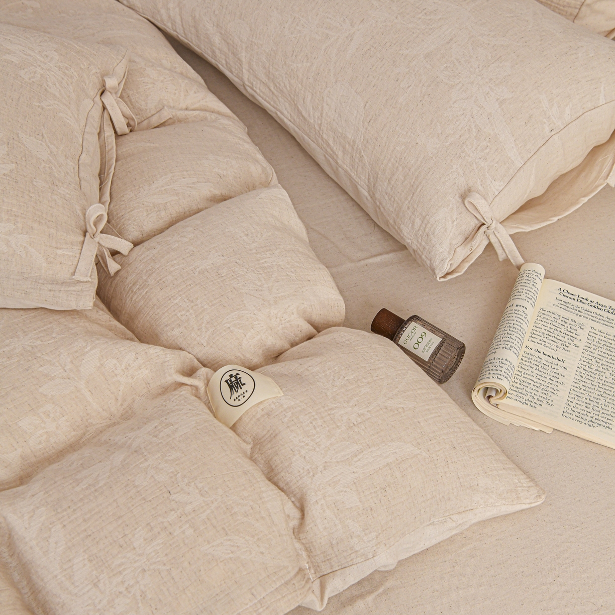 91家纺网 家纺一手货源 找家纺 KA家纺 2026春夏新品色织提花棉麻四件套  系带款 系带-风吟