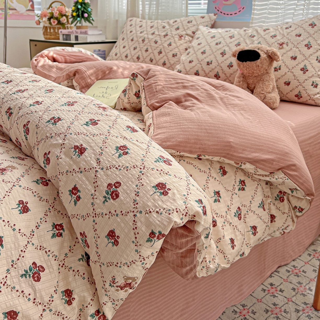 91家纺网 家纺一手货源 找家纺 王朝国际 2026新款A类彩竺棉印花四件套 蔷薇恋人