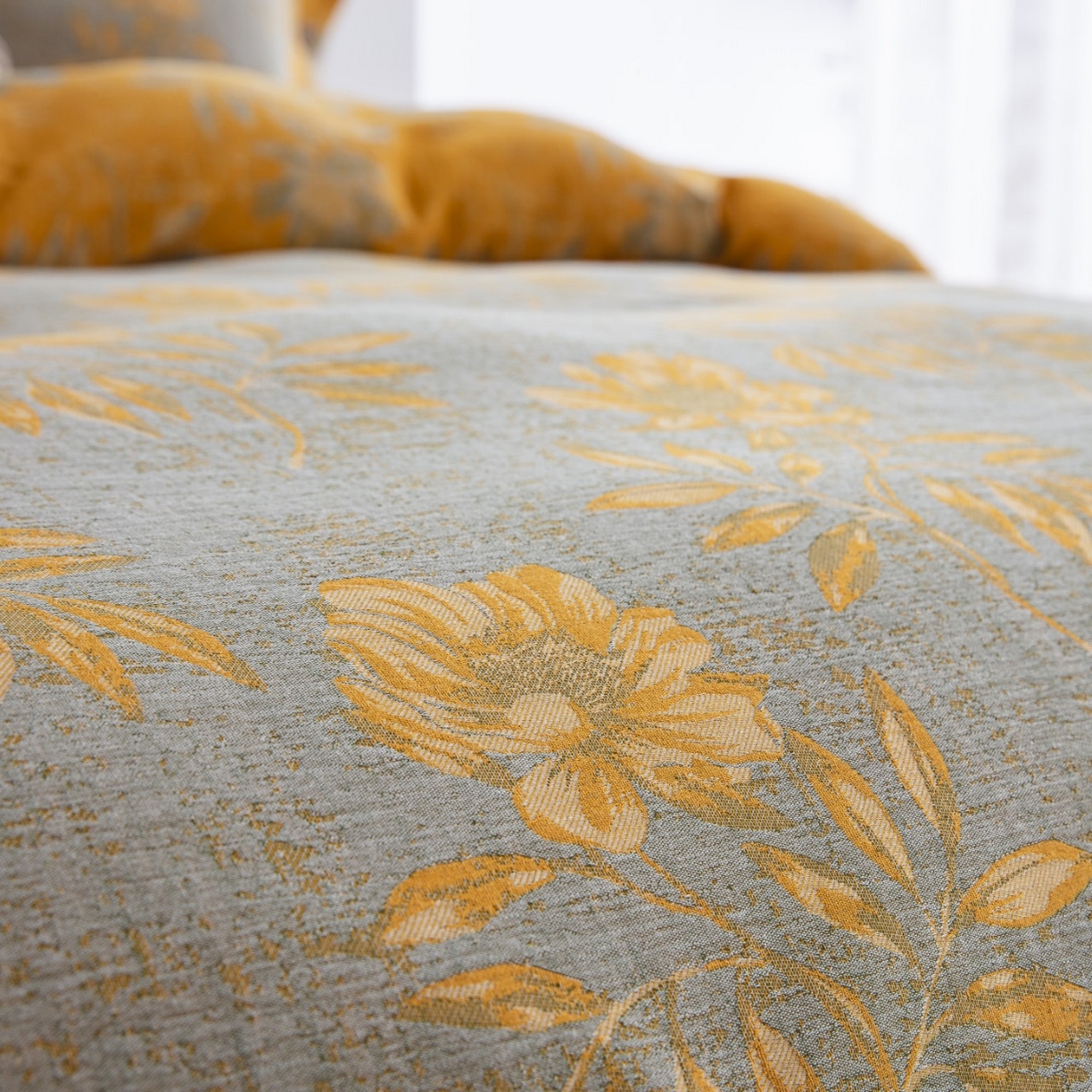 91家纺网 家纺一手货源 找家纺 双层纱家居 2026新款国色天香全棉纯棉色织提花纽扣款四件套 国色天香-灰