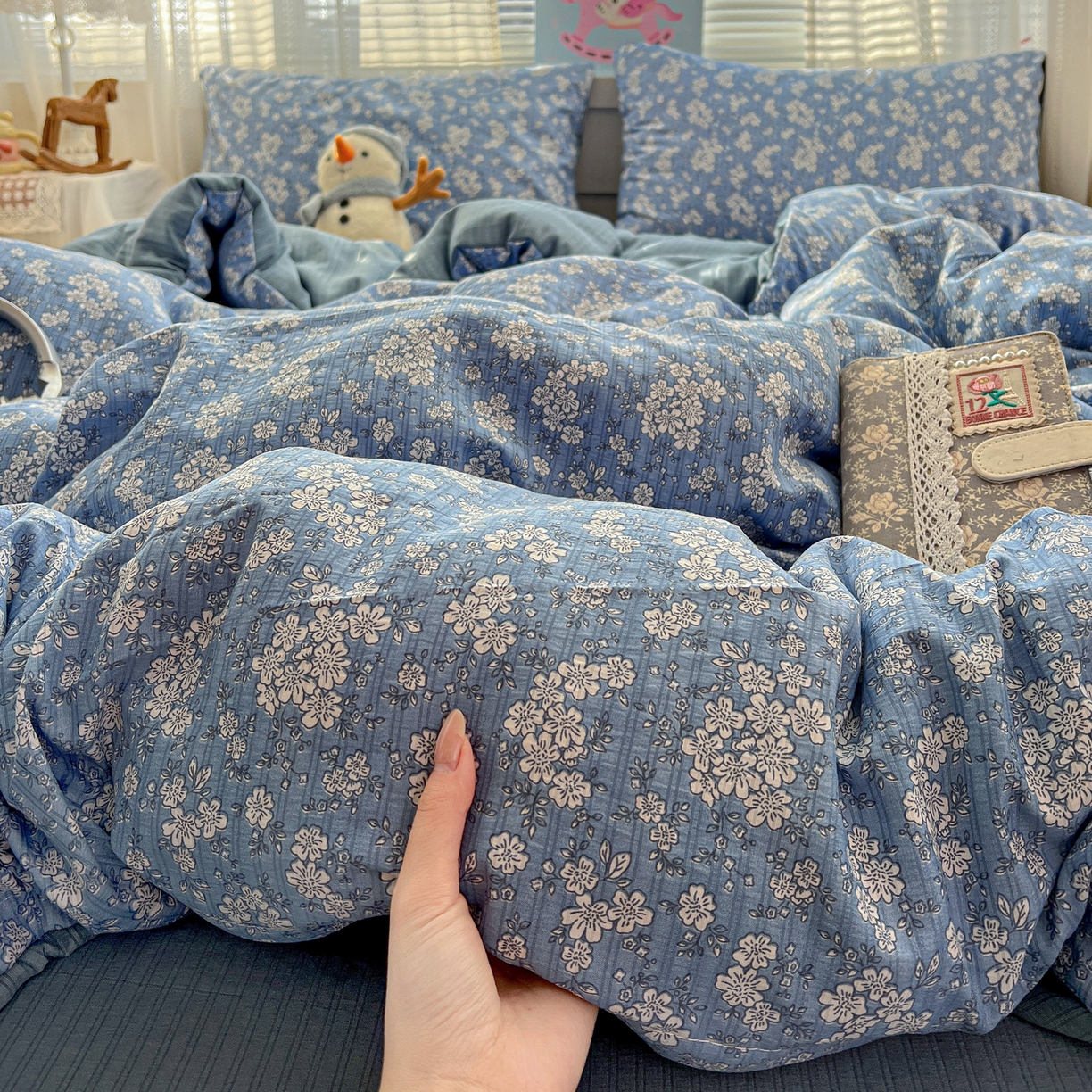 91家纺网 家纺一手货源 找家纺 王朝国际 2026新款A类彩竺棉印花四件套 锁清秋