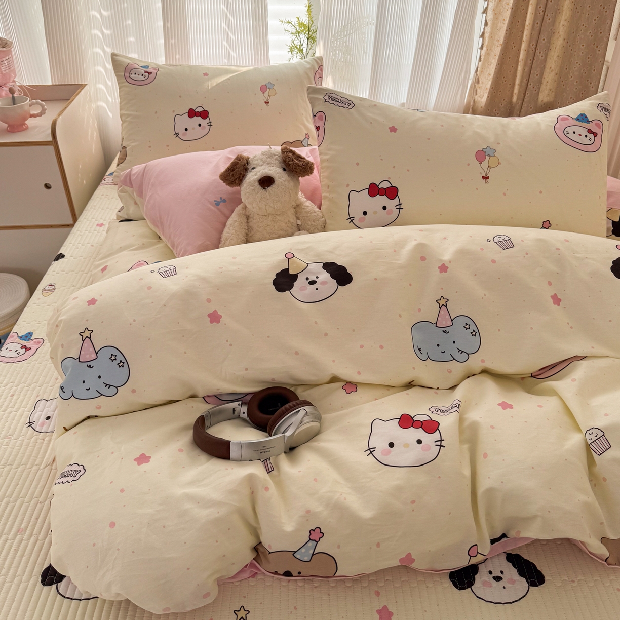 91家纺网 家纺一手货源 找家纺 KA家纺 2026春夏新款全棉床盖款卡通印花四件套 爱心小猫