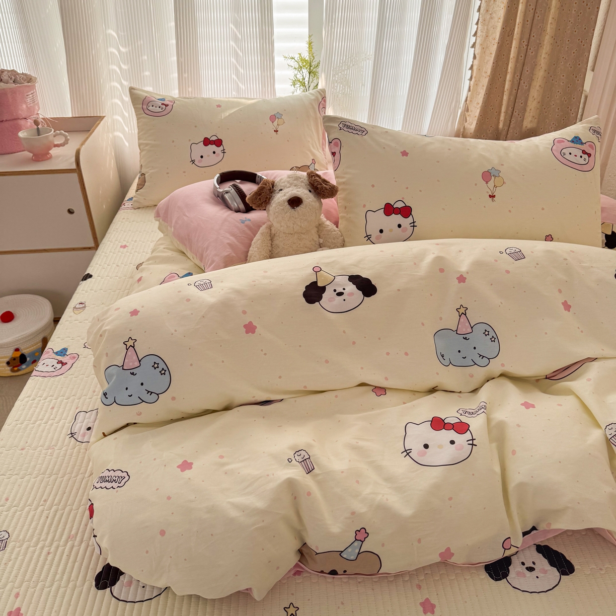 91家纺网 家纺一手货源 找家纺 KA家纺 2026春夏新款全棉床盖款卡通印花四件套 爱心小猫