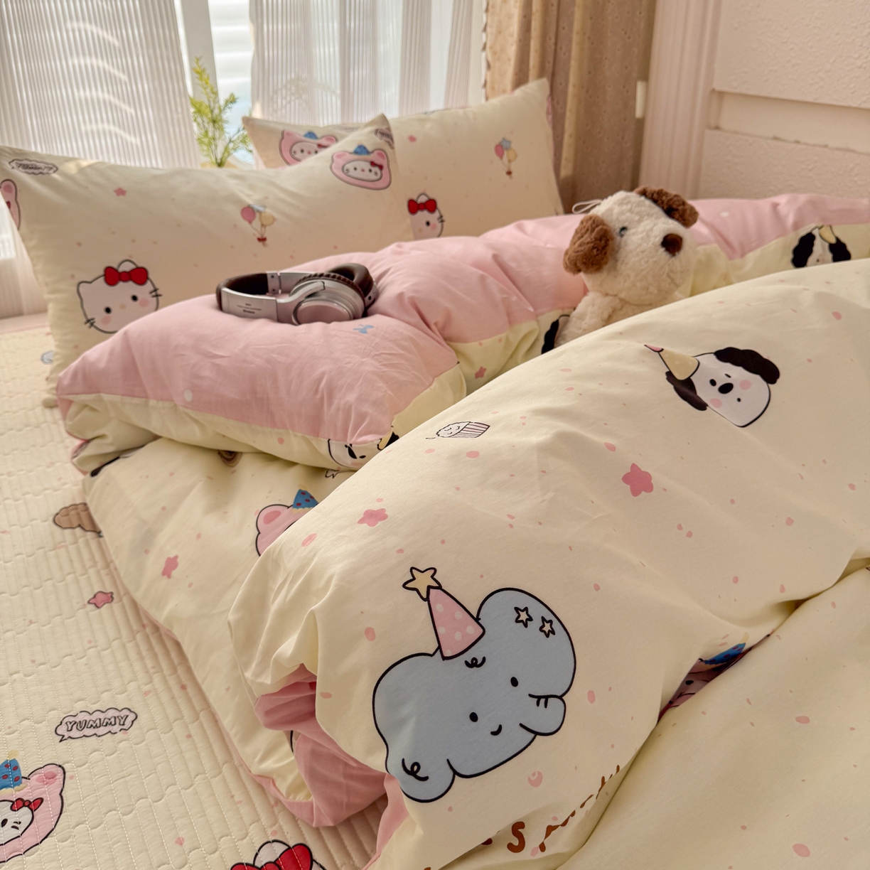 91家纺网 家纺一手货源 找家纺 KA家纺 2026春夏新款全棉床盖款卡通印花四件套 爱心小猫