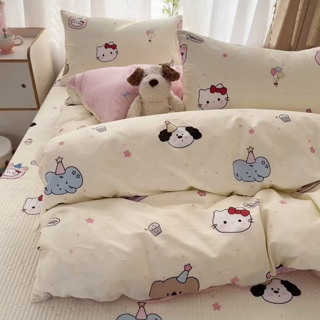 91家纺网 家纺一手货源 找家纺 KA家纺 2026春夏新款全棉床盖款卡通印花四件套 爱心小猫