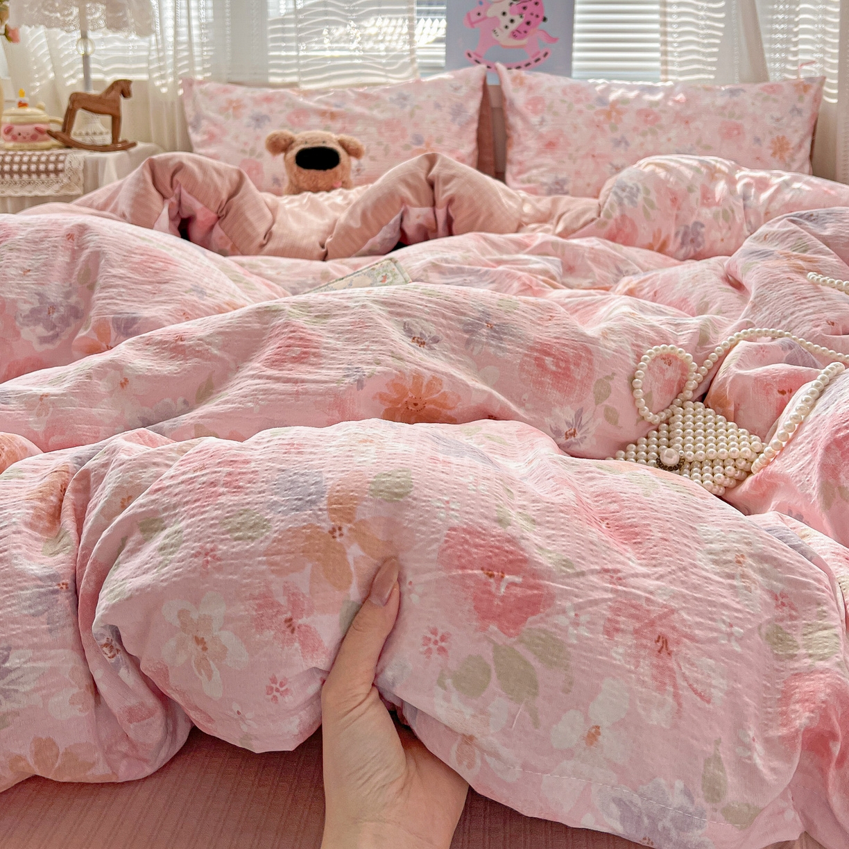 91家纺网 家纺一手货源 找家纺 王朝国际 2026新款A类彩竺棉印花四件套 桃夭夭