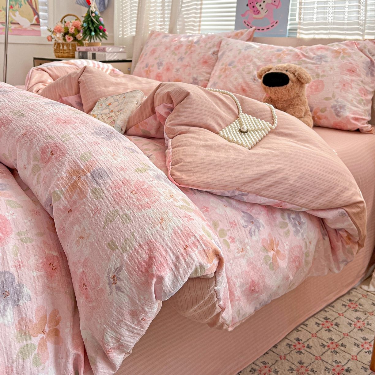 91家纺网 家纺一手货源 找家纺 王朝国际 2026新款A类彩竺棉印花四件套 桃夭夭