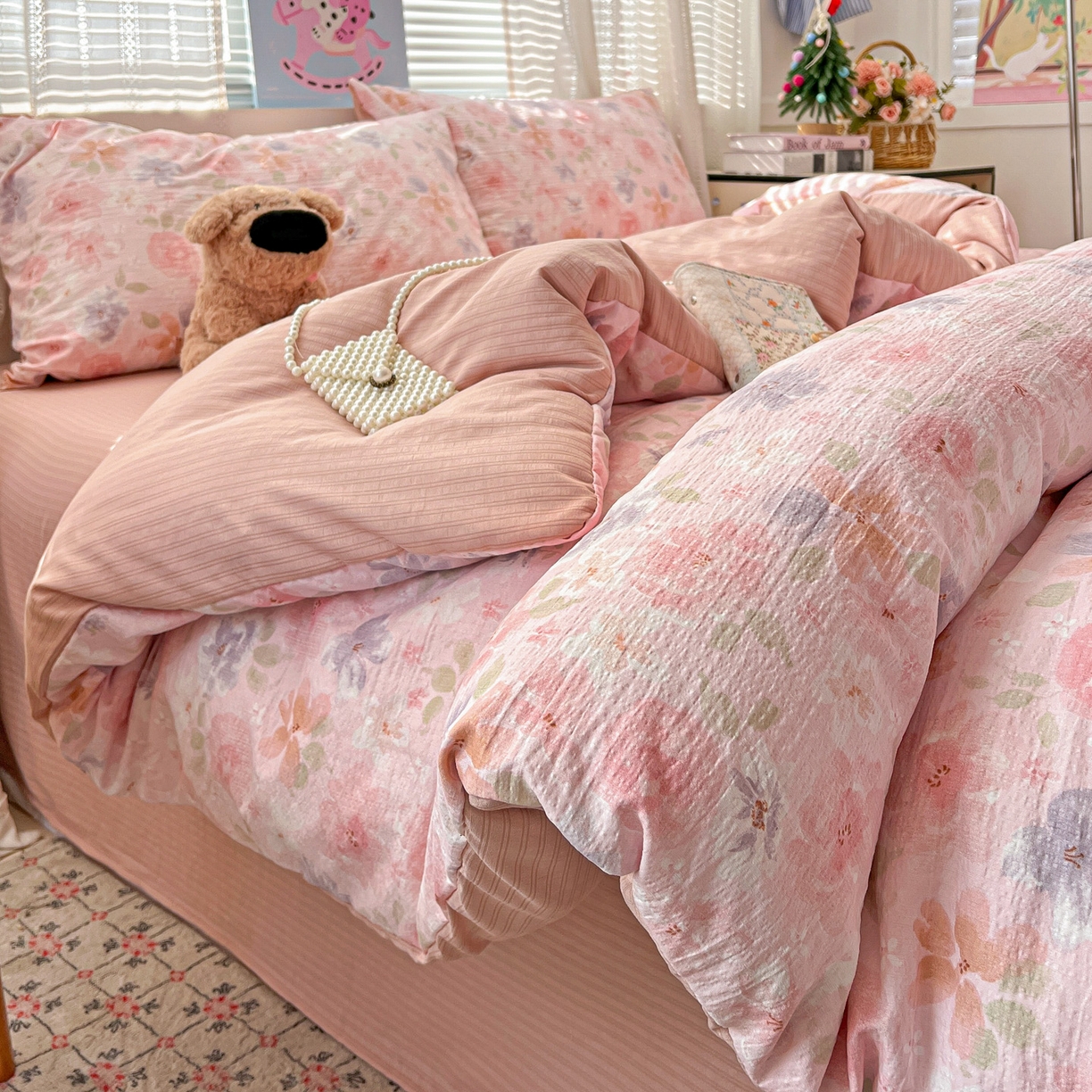 91家纺网 家纺一手货源 找家纺 王朝国际 2026新款A类彩竺棉印花四件套 桃夭夭