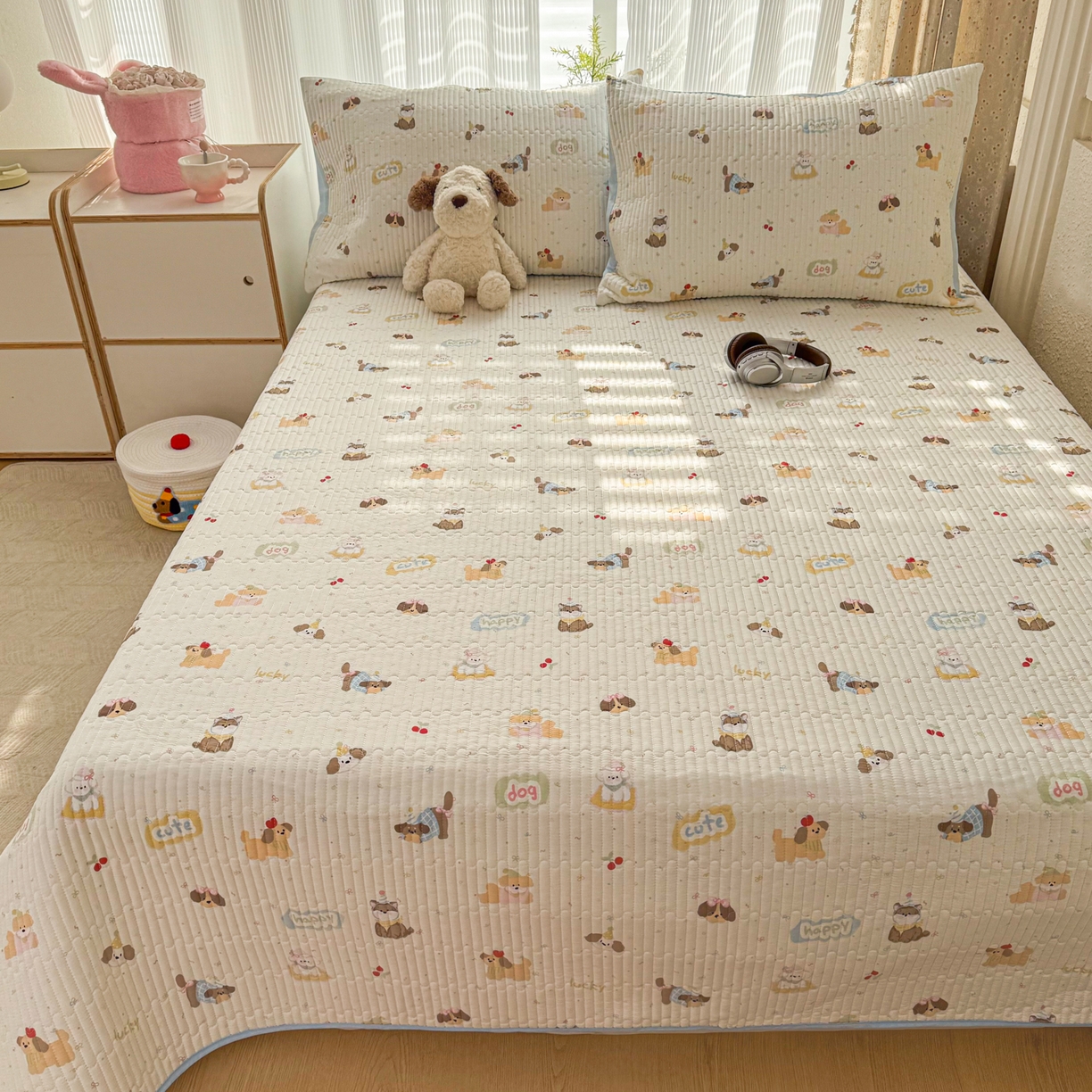 91家纺网 家纺一手货源 找家纺 KA家纺 2026春夏新款全棉床盖款卡通印花四件套 春日萌宠