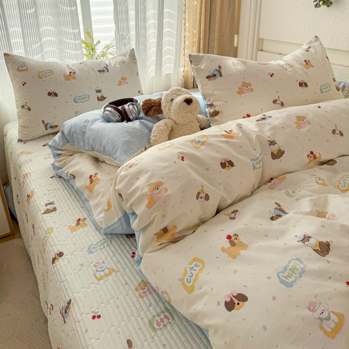 91家纺网 家纺一手货源 找家纺 KA家纺 2026春夏新款全棉床盖款卡通印花四件套 春日萌宠