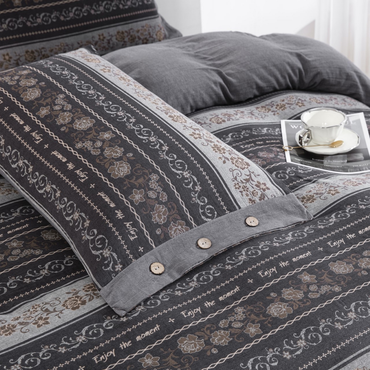 91家纺网 家纺一手货源 找家纺 （总）双层纱家居 2026新款冬日繁花灰全棉纯棉色织提花双层纱四件套