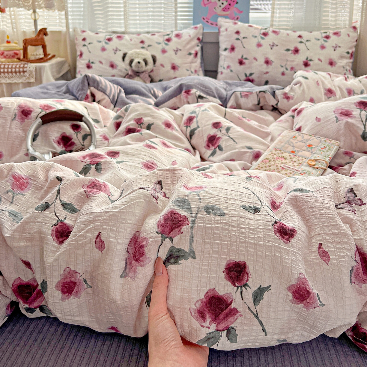 91家纺网 家纺一手货源 找家纺 王朝国际 2026新款A类彩竺棉印花四件套 雾漫玫瑰