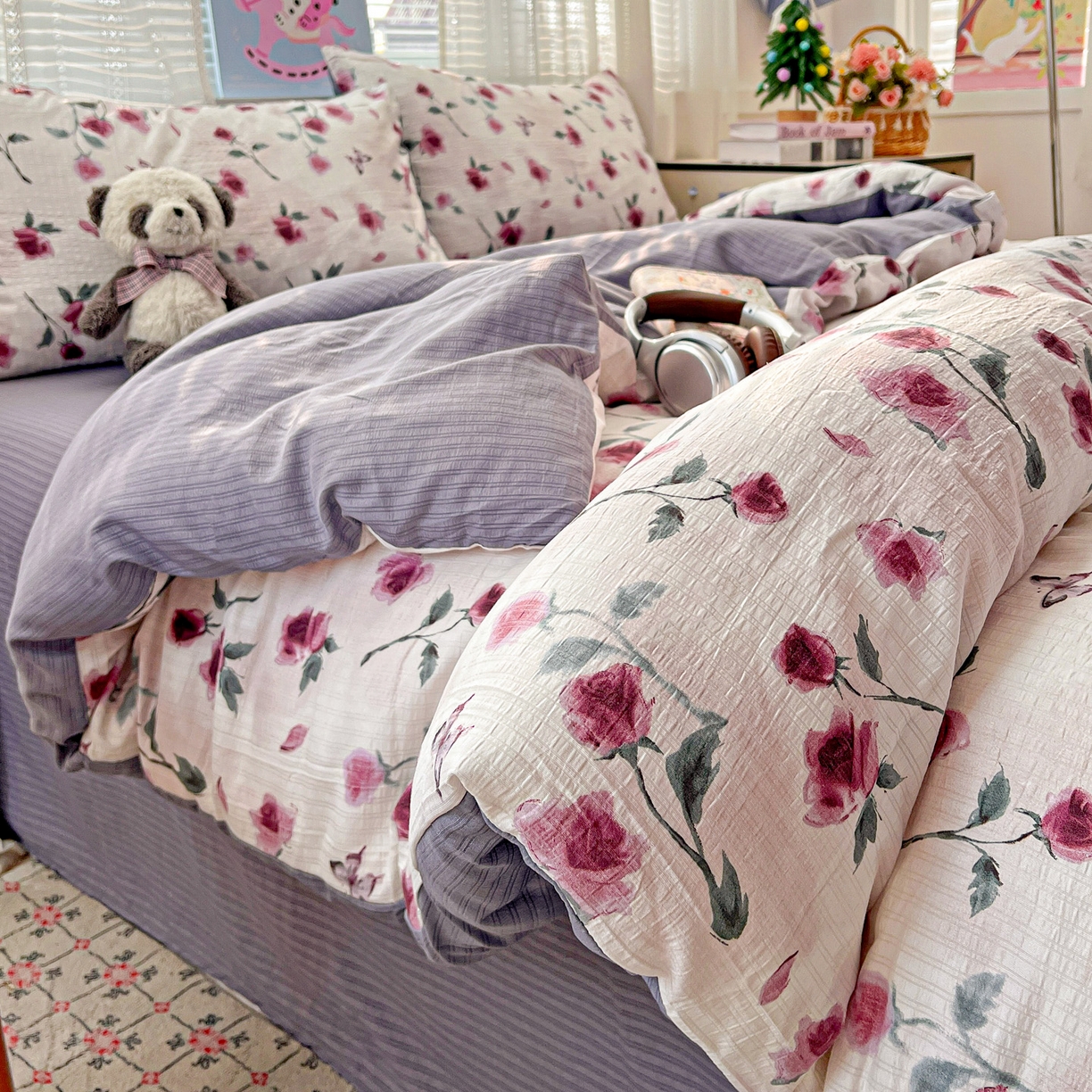 91家纺网 家纺一手货源 找家纺 王朝国际 2026新款A类彩竺棉印花四件套 雾漫玫瑰