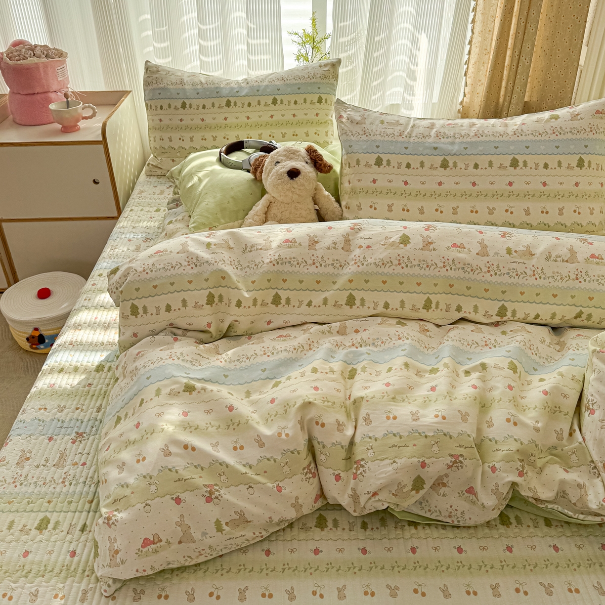 91家纺网 家纺一手货源 找家纺 KA家纺 2026春夏新款全棉床盖款卡通印花四件套 田园小兔